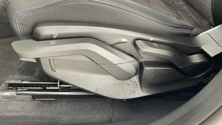 BMW 2 Series 225e xDrive M Sport 5dr DCT Hatchback